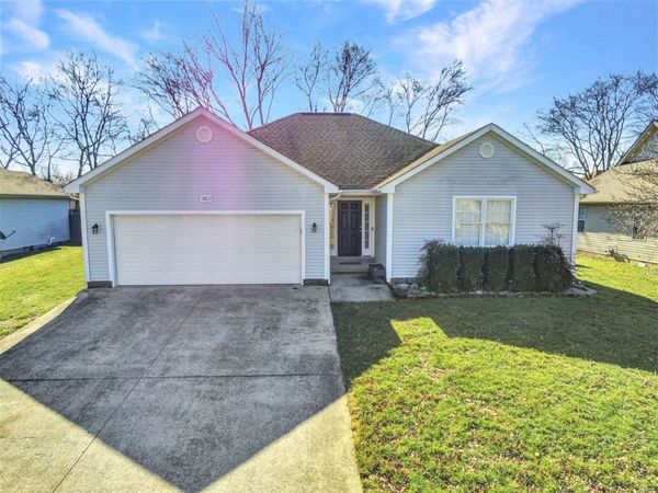 963 Angelica Street , Bowling Green, KY 42104