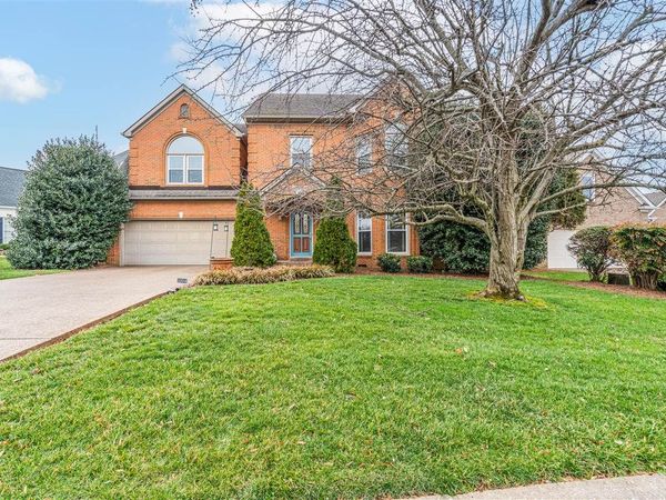 1104 St Andrews Circle , Bowling Green, KY 42103