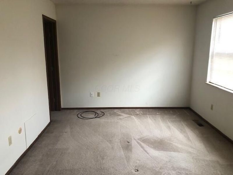 1760 Watertower Drive , Columbus, OH 43235 Photo 12