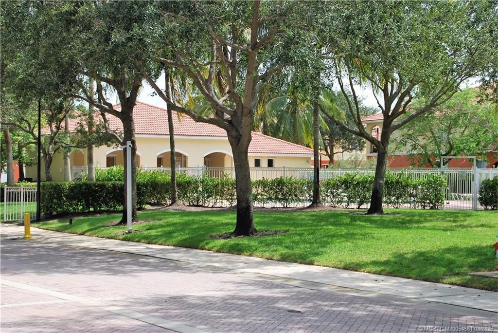 51 SE Sedona Circle, Unit 104, Stuart, FL 34994 Photo