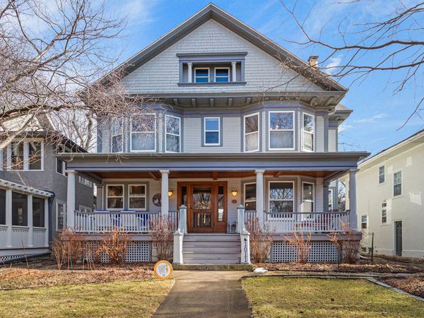 1011 Maple Avenue, Evanston, IL 60202