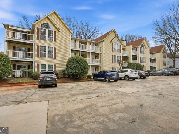 561 Cobblestone Trail, Avondale Estates, GA 30002