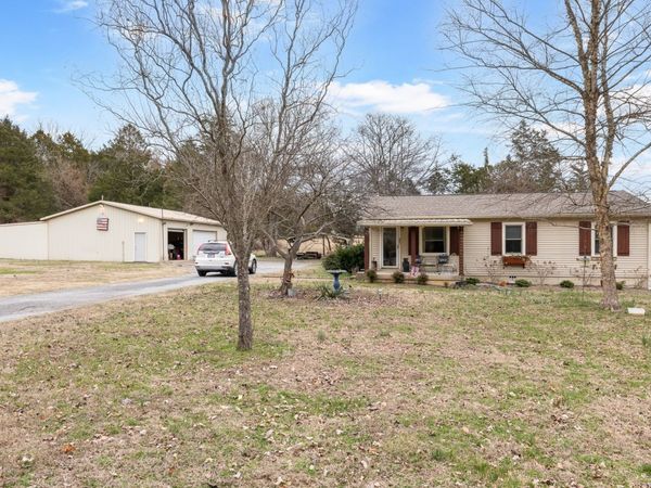 885 Lock 5 Rd, Lebanon, TN 37087