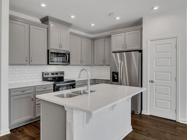 5065 Dayflower Drive, Hermitage, TN 37076