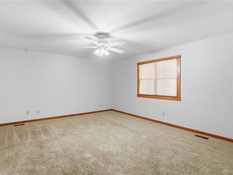 1398 Elizabeth Court, Springfield, OH 45503 Photo 33