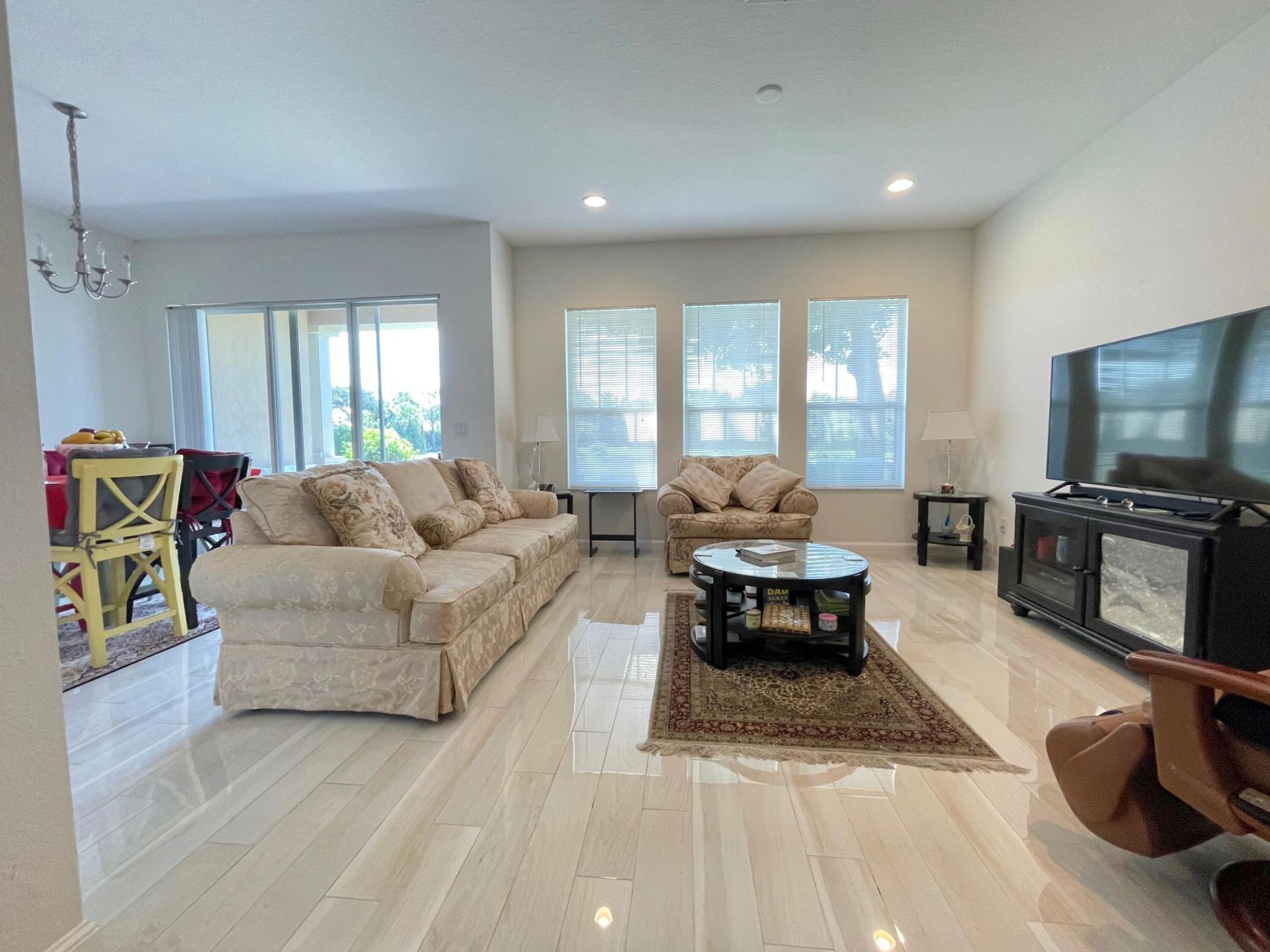 477 Pacific Grove Drive, Unit 2, West Palm Beach, FL 33401 Photo
