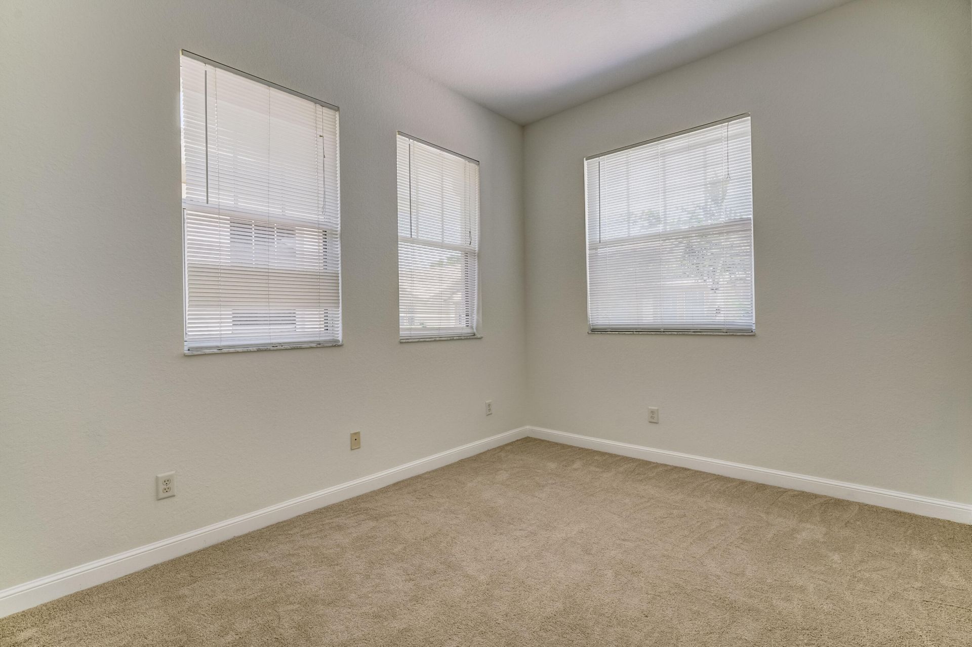 477 Pacific Grove Drive, Unit 2, West Palm Beach, FL 33401 Photo