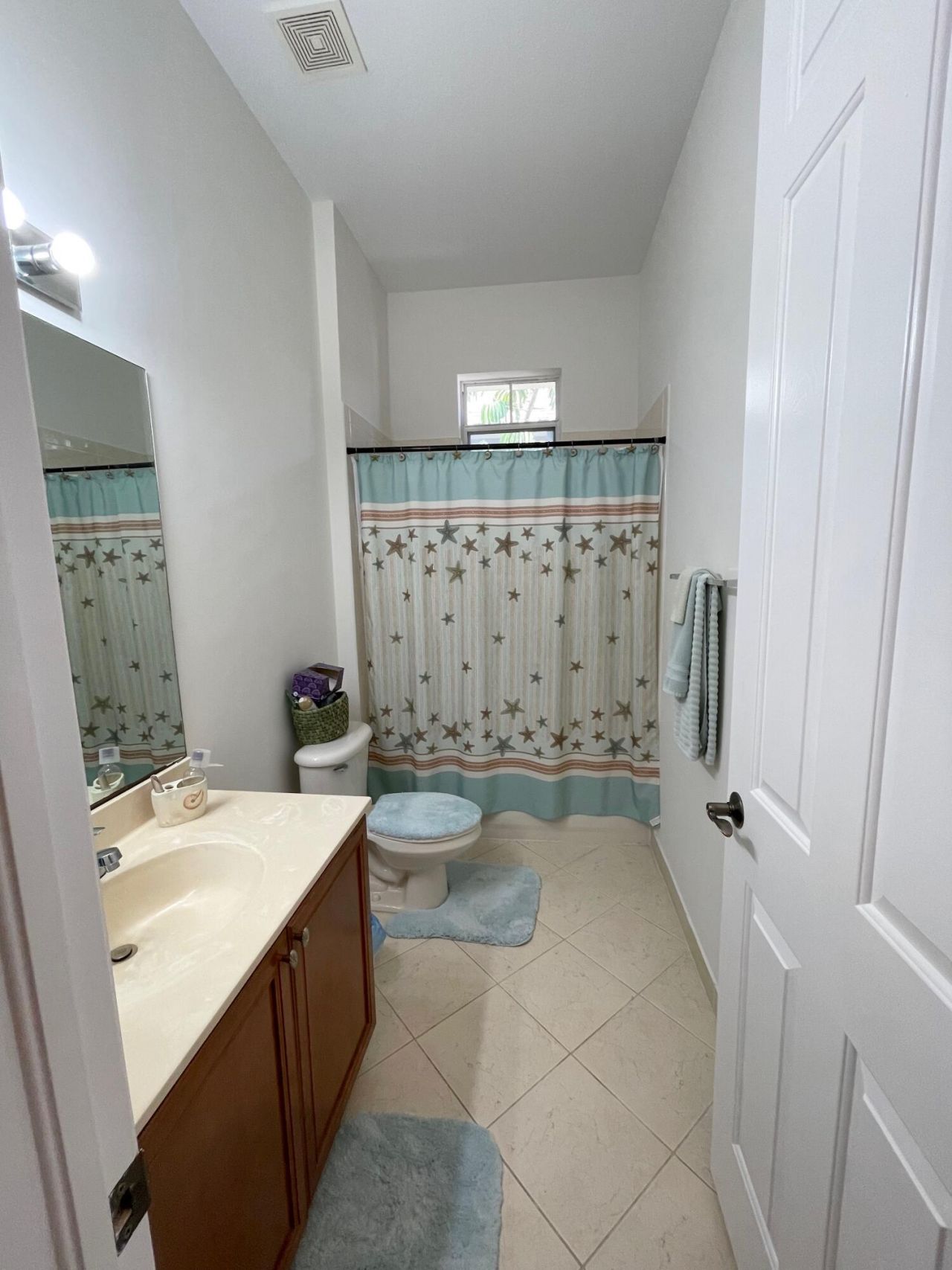 477 Pacific Grove Drive, Unit 2, West Palm Beach, FL 33401 Photo