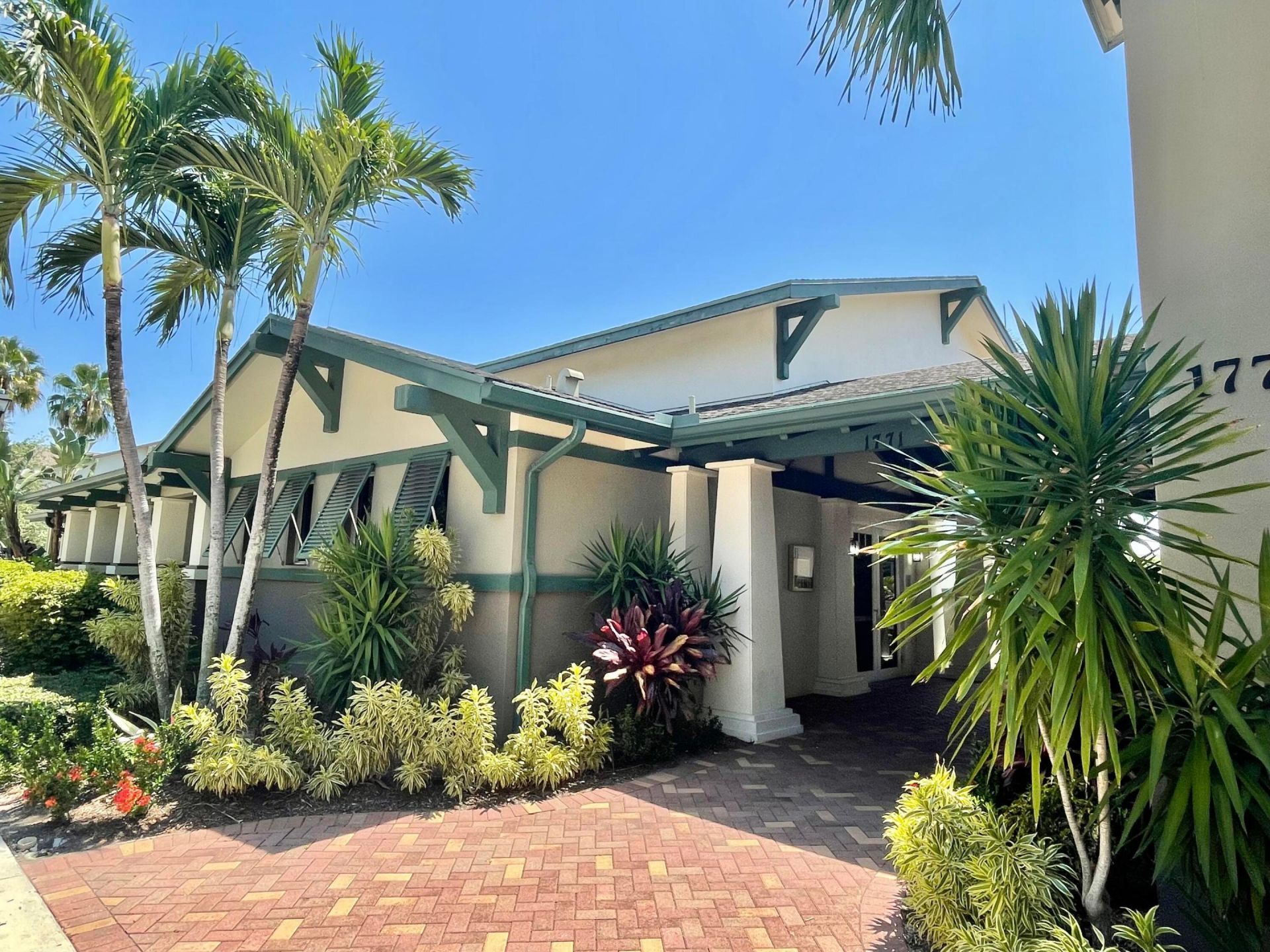 477 Pacific Grove Drive, Unit 2, West Palm Beach, FL 33401 Photo