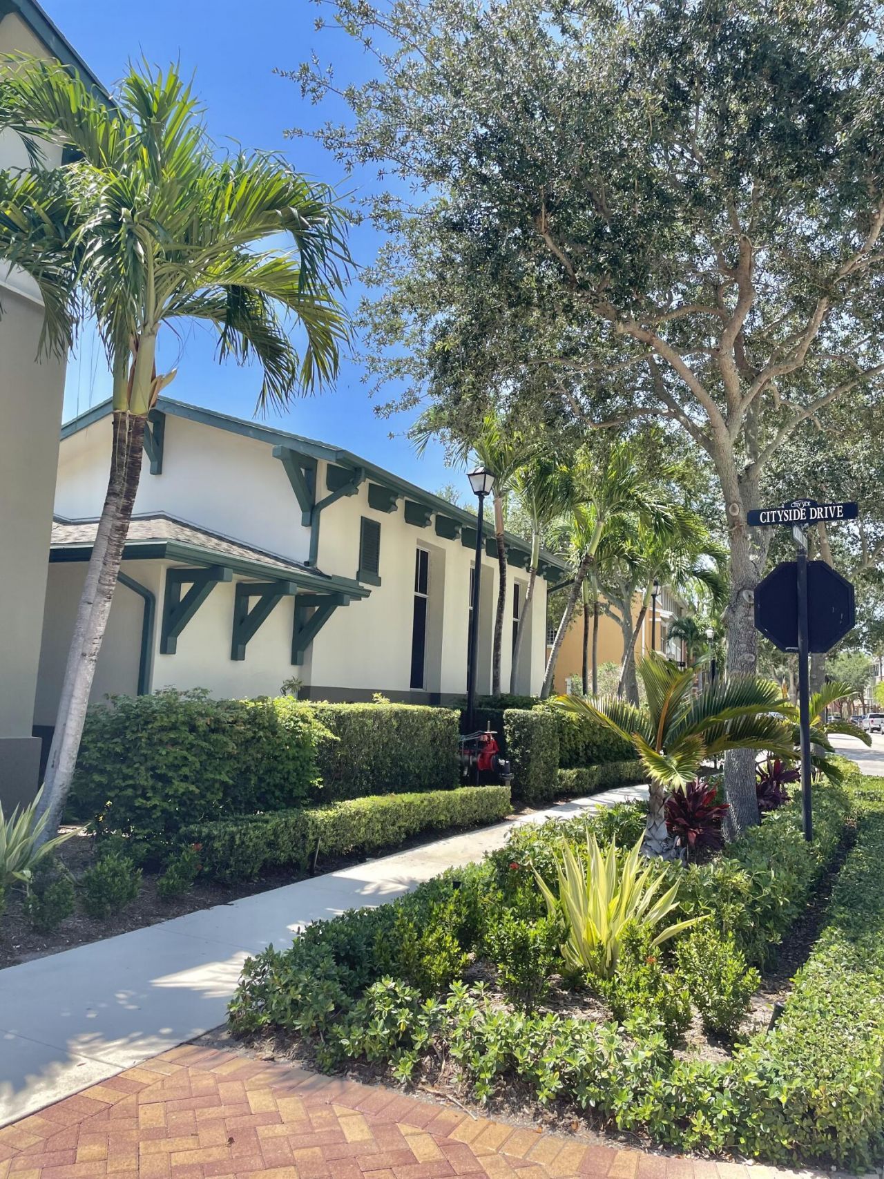 477 Pacific Grove Drive, Unit 2, West Palm Beach, FL 33401 Photo