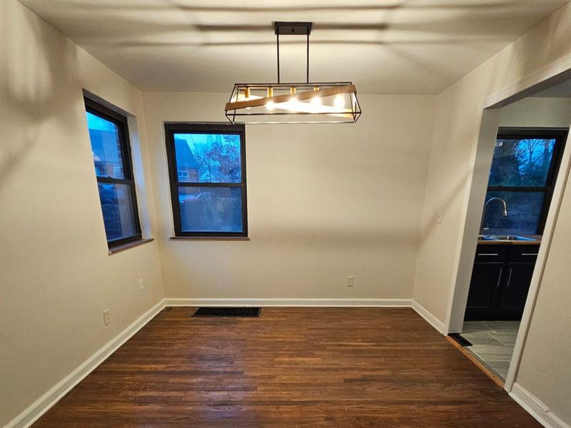 6024 Sunridge Drive, Cincinnati, OH 45224 Photo 10