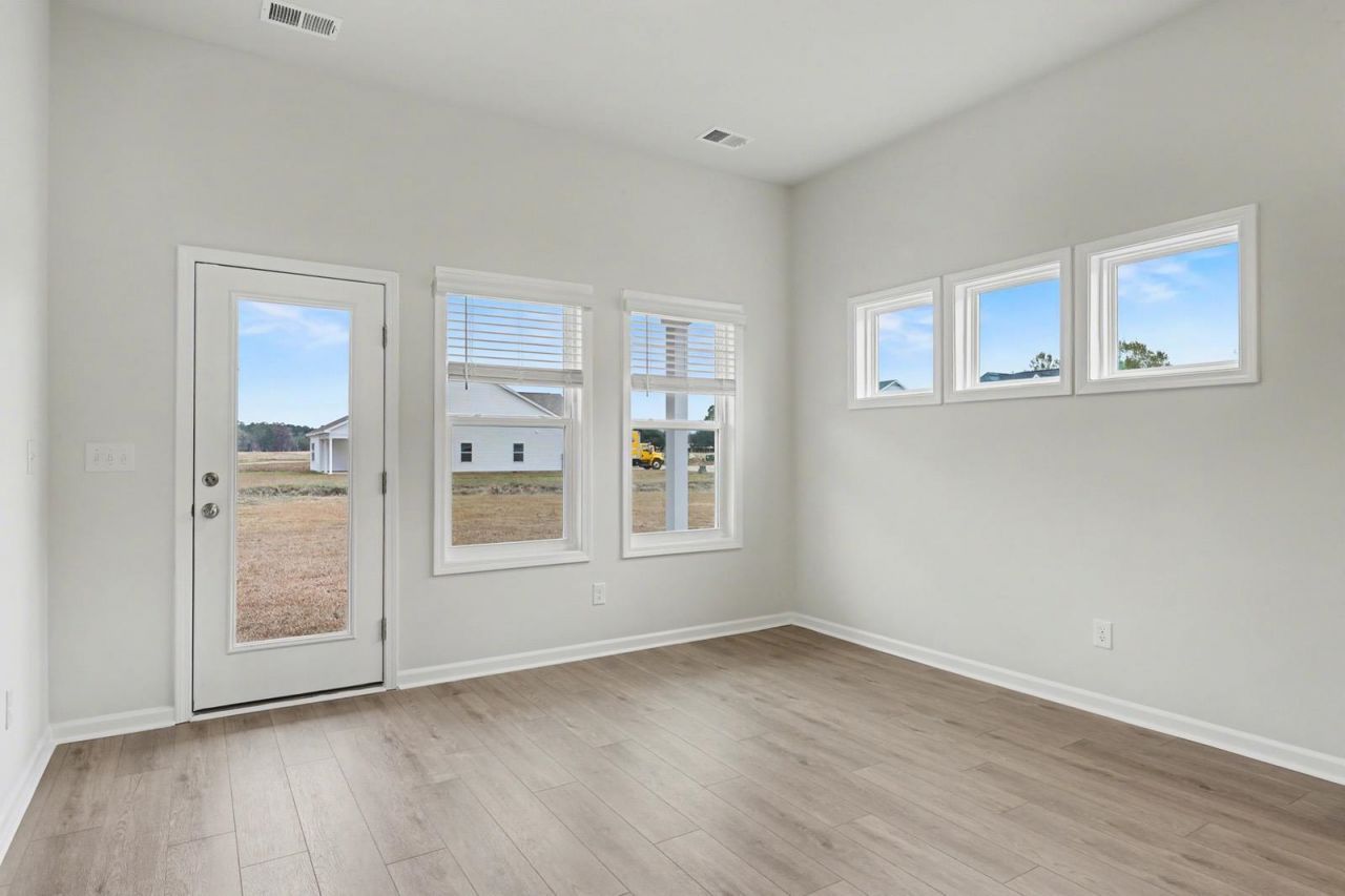 453 Atamasco Ct. Photo 10