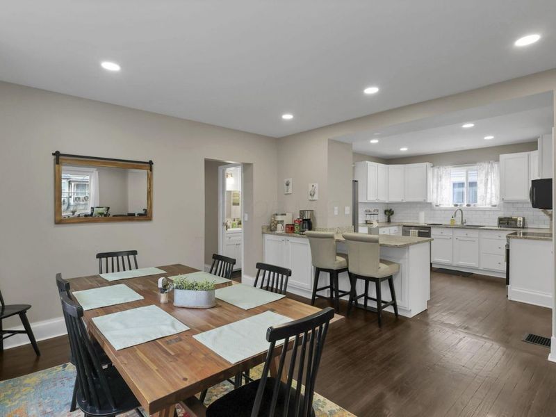 115 W Central Avenue , Delaware, OH 43015 Photo 15