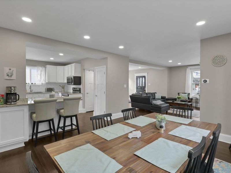 115 W Central Avenue , Delaware, OH 43015 Photo 16