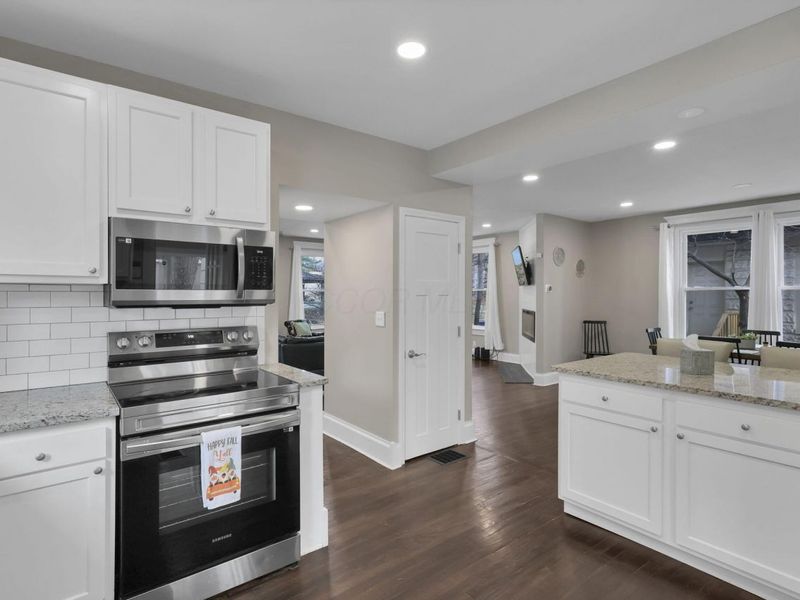 115 W Central Avenue , Delaware, OH 43015 Photo 21