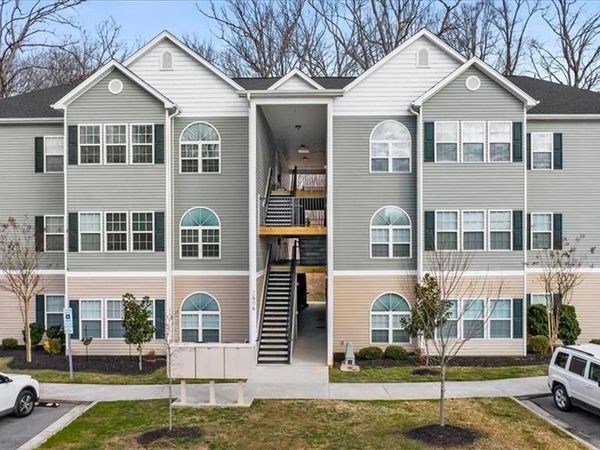 2606 Pennoak Way , Unit C, Greensboro, NC 27407