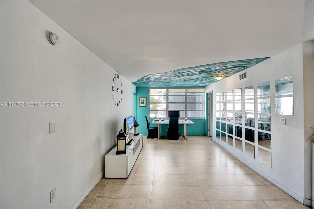 2750 NE 183rd St , Unit 406, Aventura, FL 33160 Photo