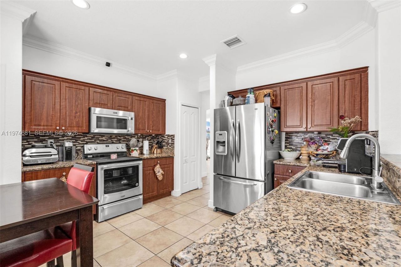 16610 SW 57 Ln , Miami, FL 33193 Photo