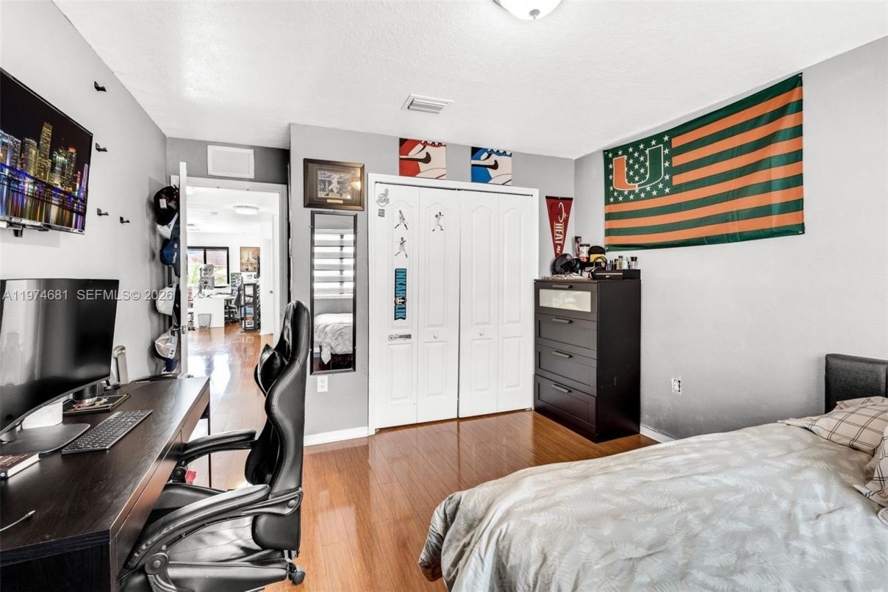 16610 SW 57 Ln , Miami, FL 33193 Photo