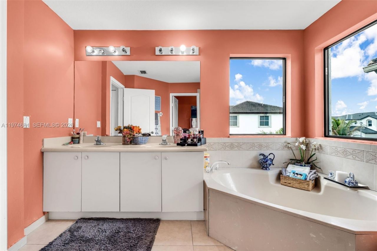 16610 SW 57 Ln , Miami, FL 33193 Photo