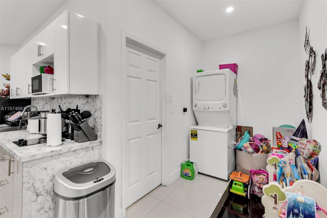 16610 SW 57 Ln , Miami, FL 33193 Photo