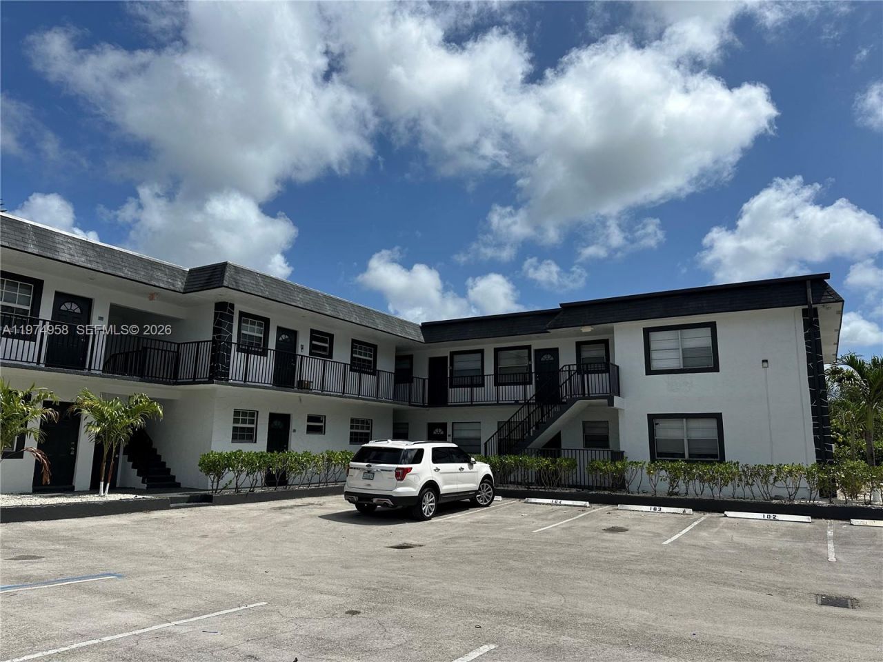 5621 SW 36th Ct, Unit 201, Davie, FL 33314 Photo