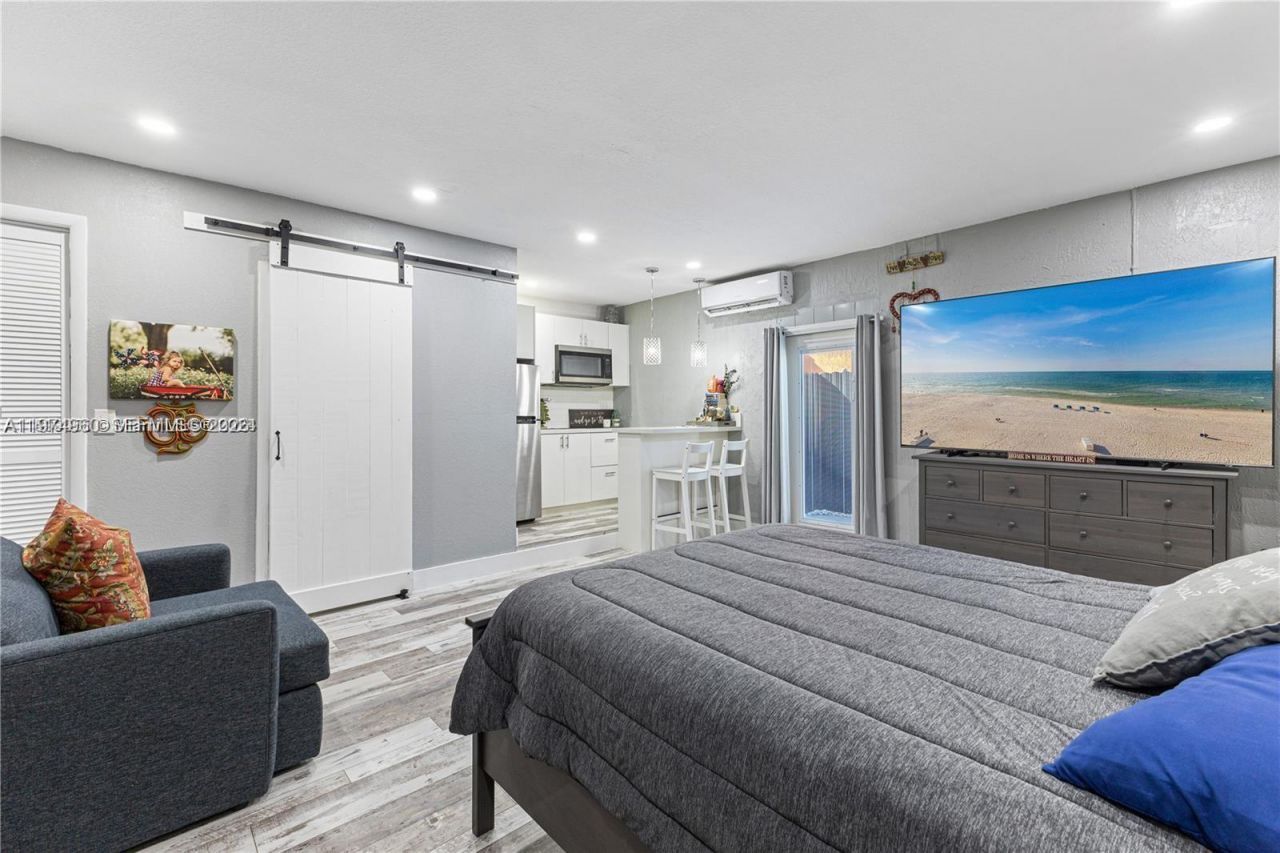 14830 SW 172nd St, Unit 2, Miami, FL 33187 Photo