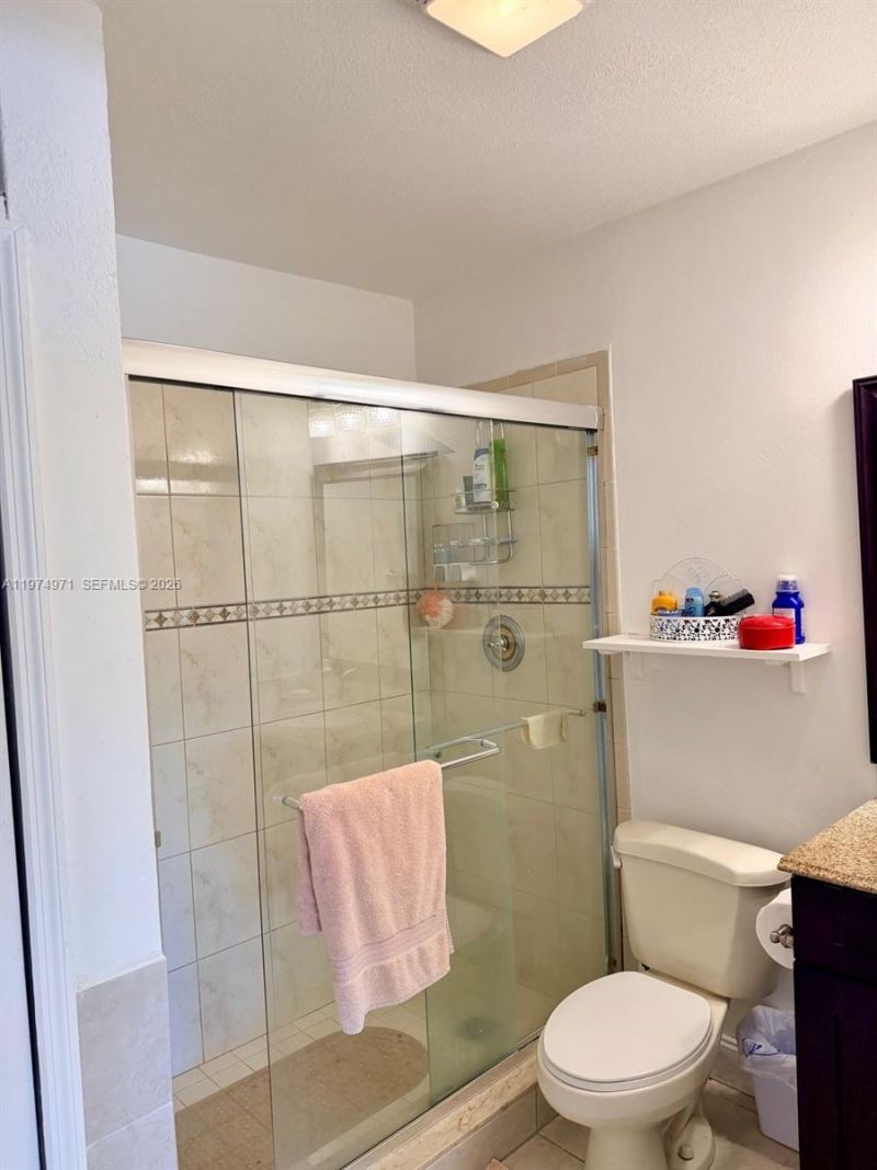 212 Banyan Ln, Tavernier, FL 33070 Photo