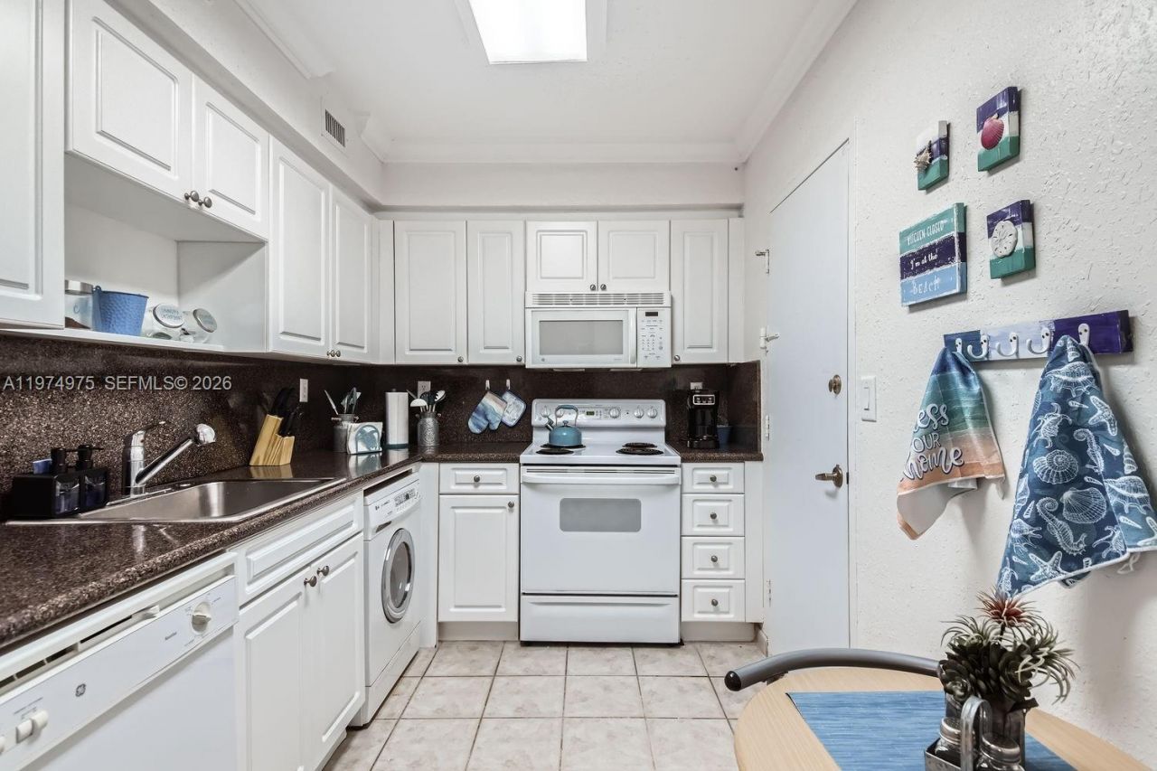 2501 S Ocean Dr, Unit 633 (AVAIL, Hollywood, FL 33019 Photo