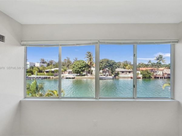 1945 Calais Dr , Unit 9, Miami Beach, FL 33141