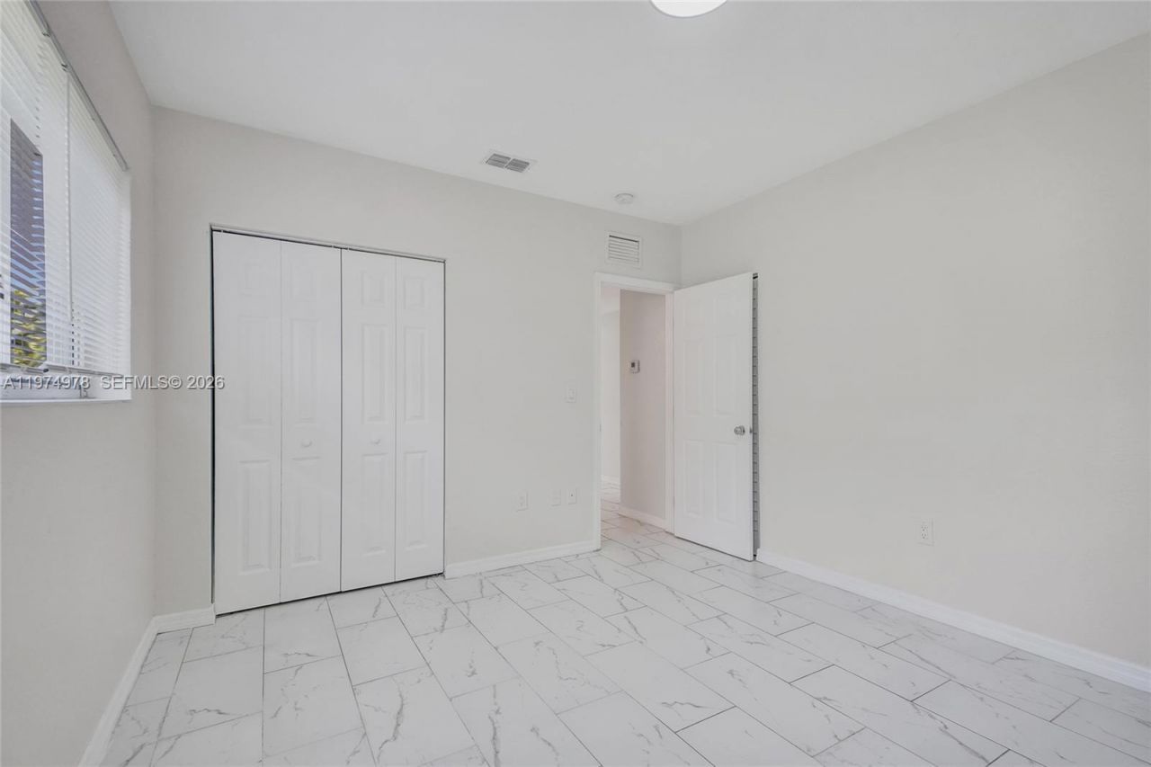 1945 Calais Dr, Unit 9, Miami Beach, FL 33141 Photo