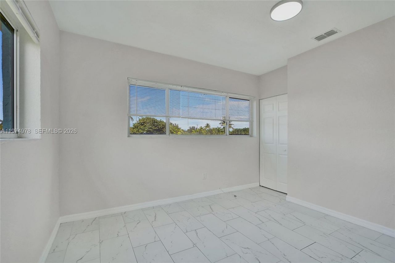 1945 Calais Dr, Unit 9, Miami Beach, FL 33141 Photo