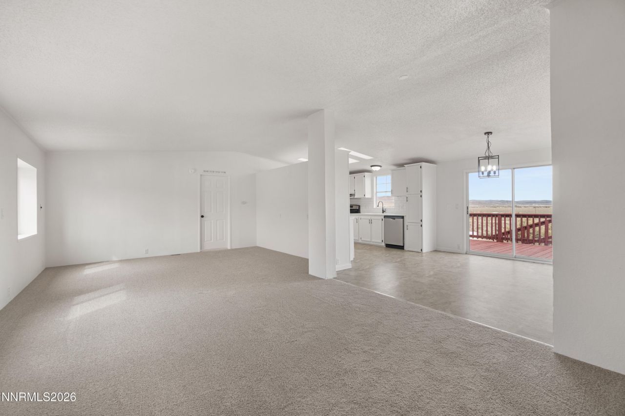 2180 Ramsey Cutoff, Silver Springs, NV 89429 Photo