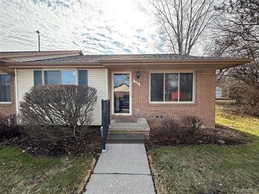 334 Fairgrove Street, Romeo Vlg, MI 48065