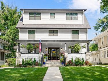 5841 McGee Street, Kansas City, MO 64113