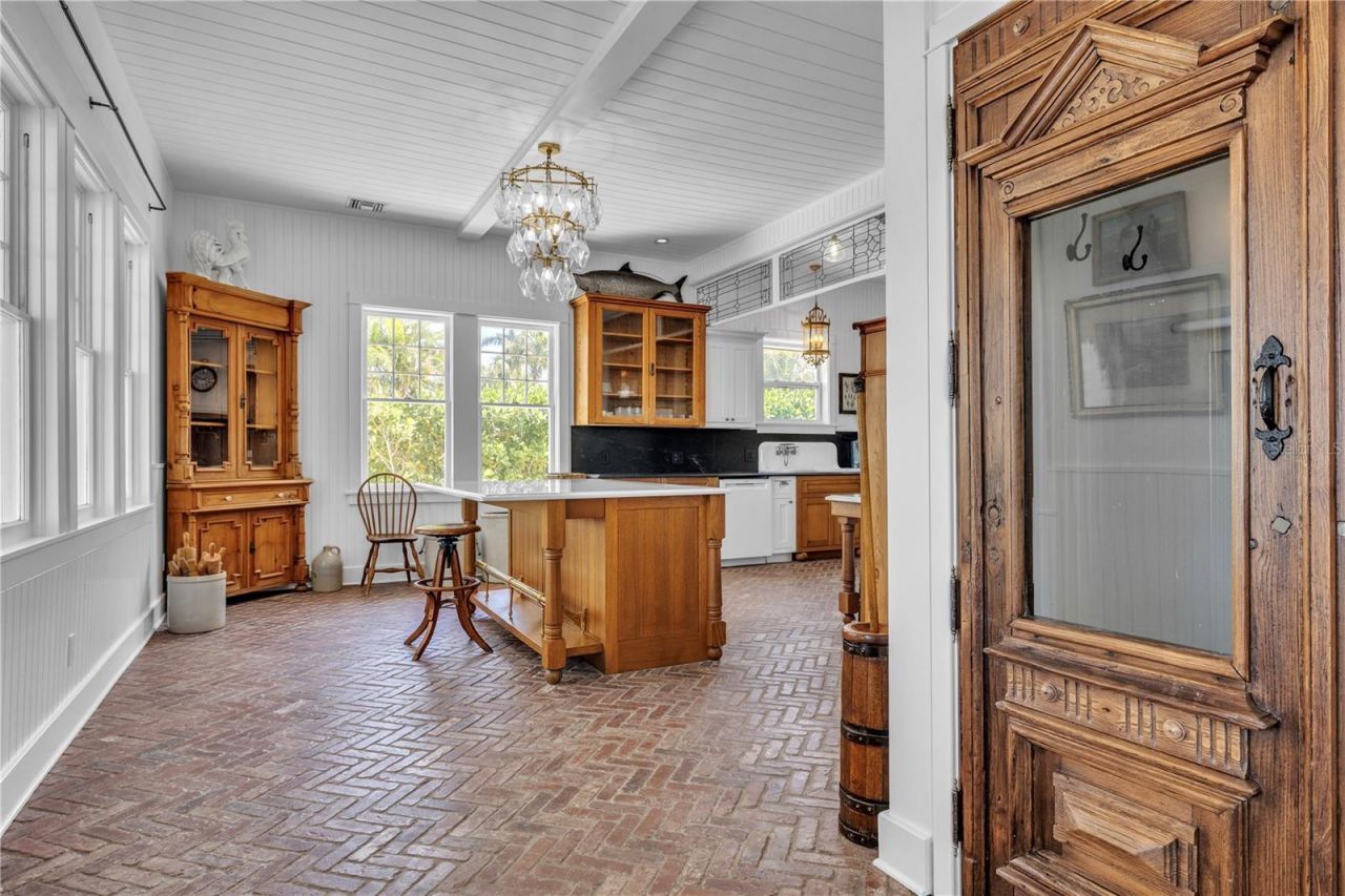 8241 Main Street, Bokeelia, FL 33922 Photo