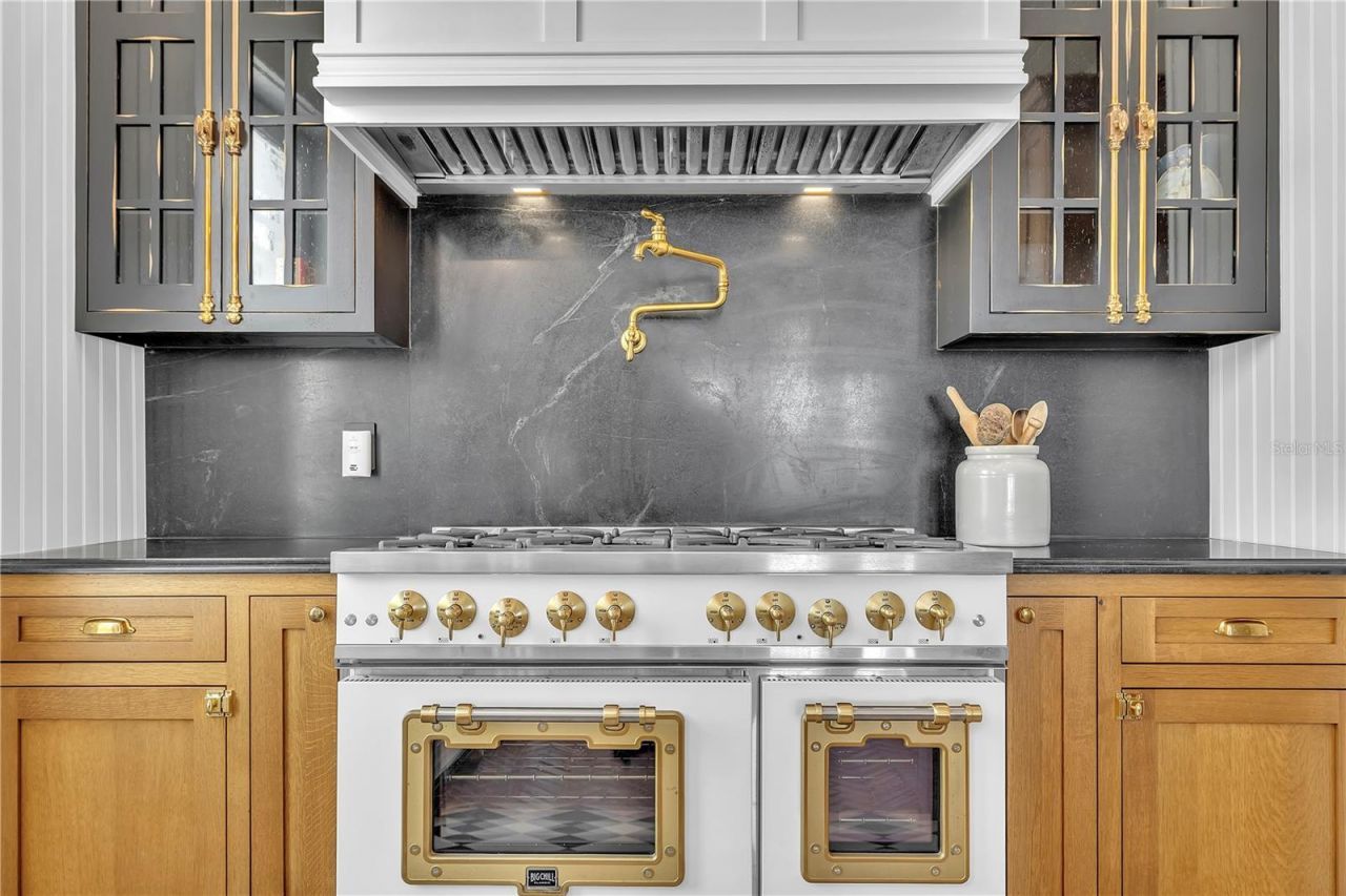 8241 Main Street , Bokeelia, FL 33922 Photo