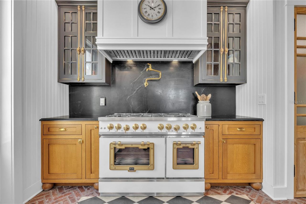 8241 Main Street , Bokeelia, FL 33922 Photo