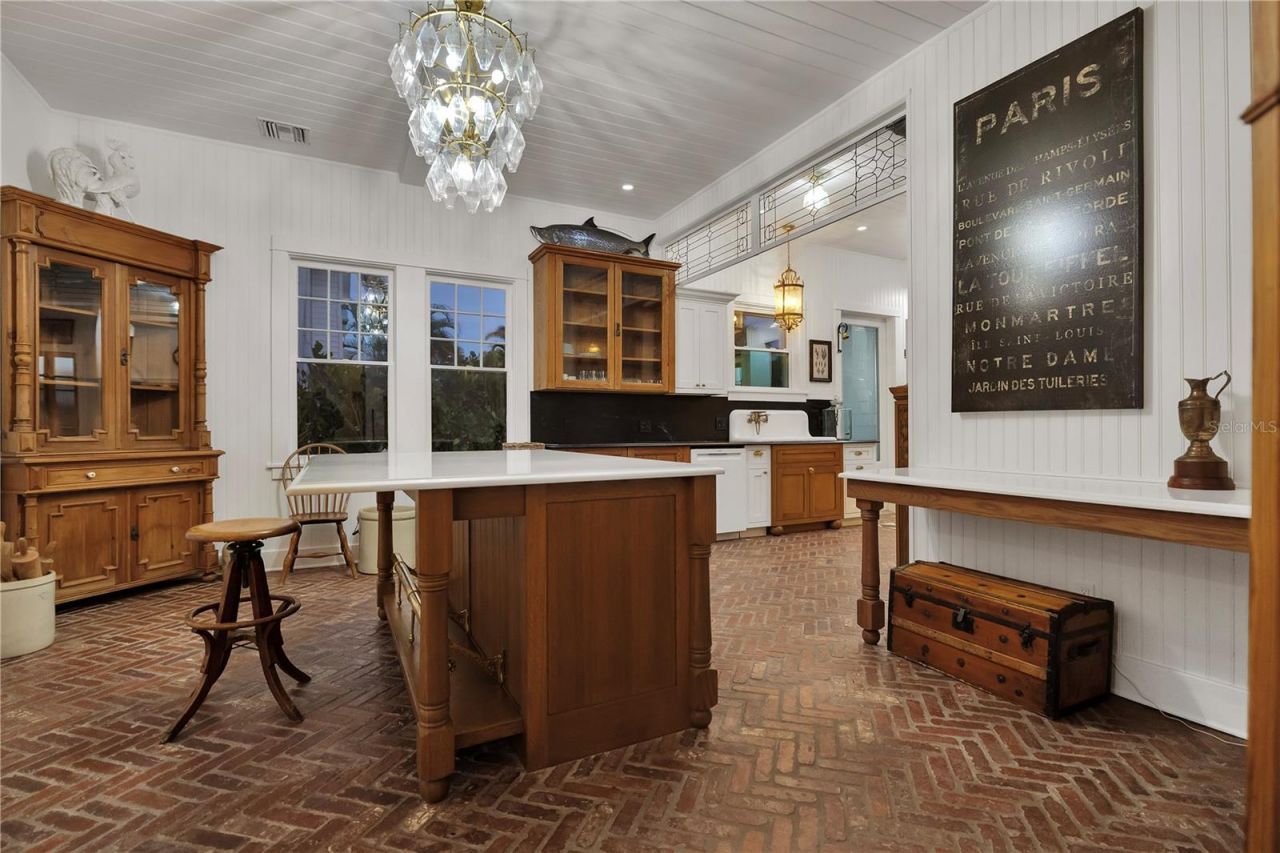 8241 Main Street , Bokeelia, FL 33922 Photo