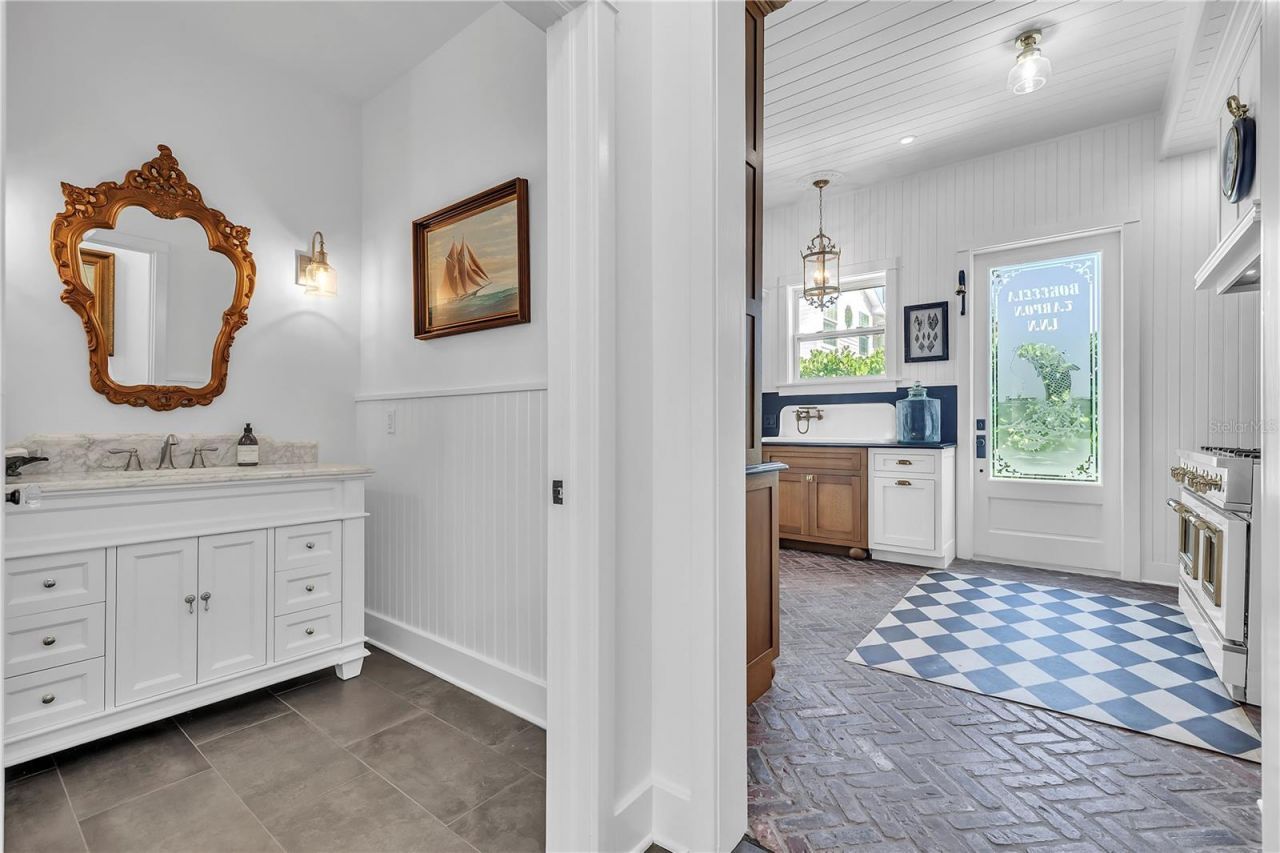 8241 Main Street , Bokeelia, FL 33922 Photo