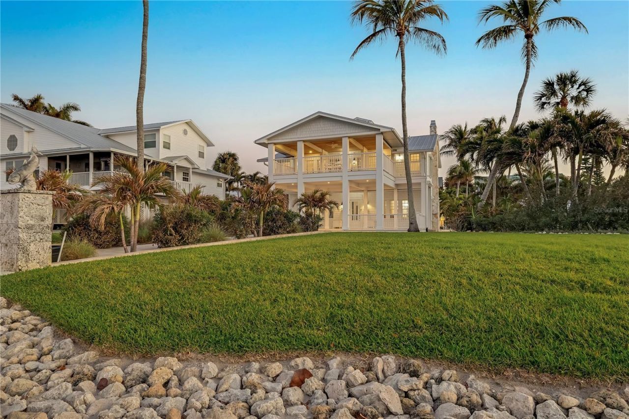 8241 Main Street , Bokeelia, FL 33922 Photo