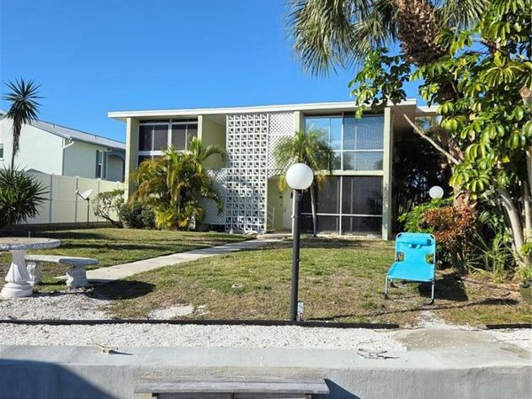 10215 MANATEE AVENUE W, Unit 1, BRADENTON, FL 34209