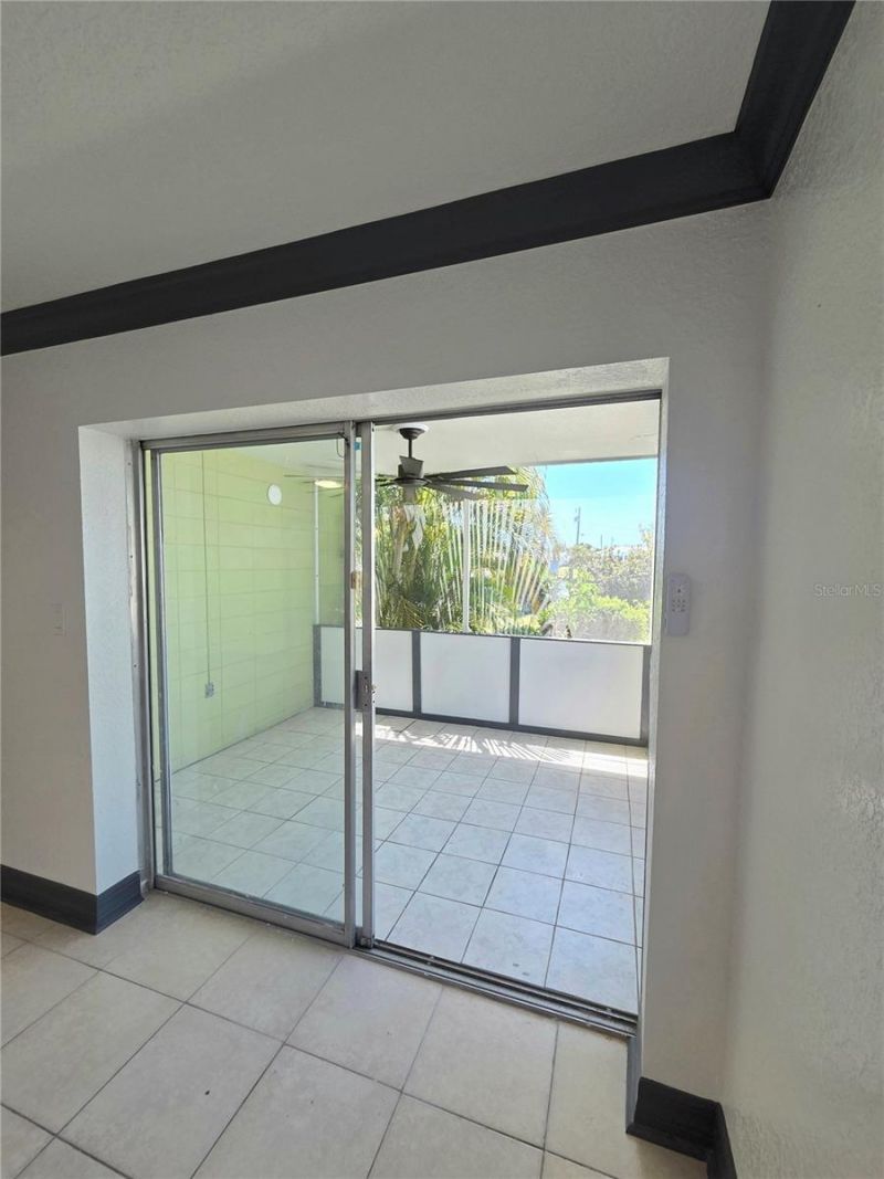 10215 Manatee Avenue W, Unit 1, Bradenton, FL 34209 Photo