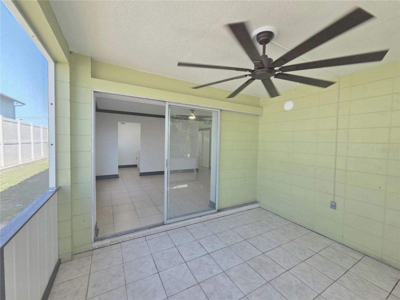 10215 Manatee Avenue W, Unit 1, Bradenton, FL 34209 Photo