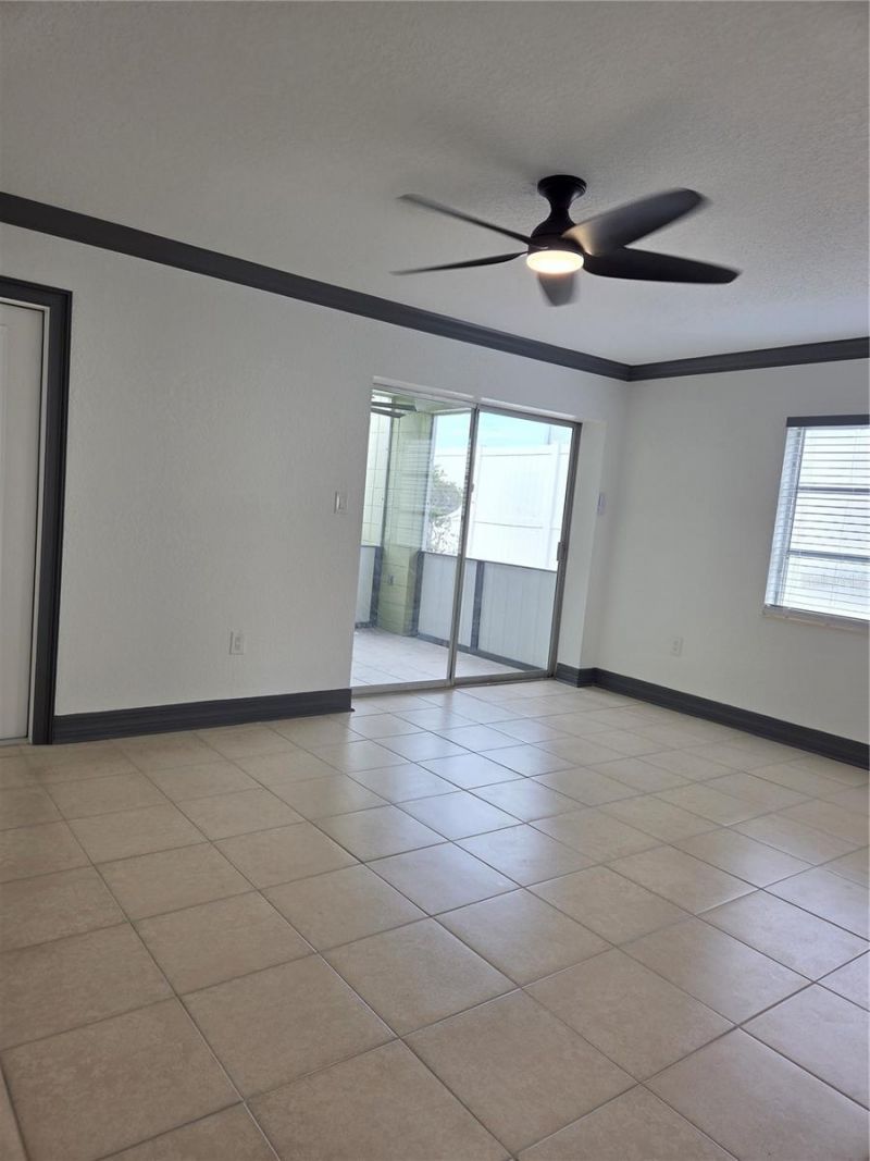 10215 Manatee Avenue W, Unit 1, Bradenton, FL 34209 Photo