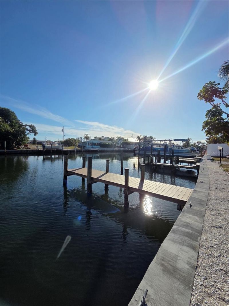 10215 Manatee Avenue W, Unit 1, Bradenton, FL 34209 Photo