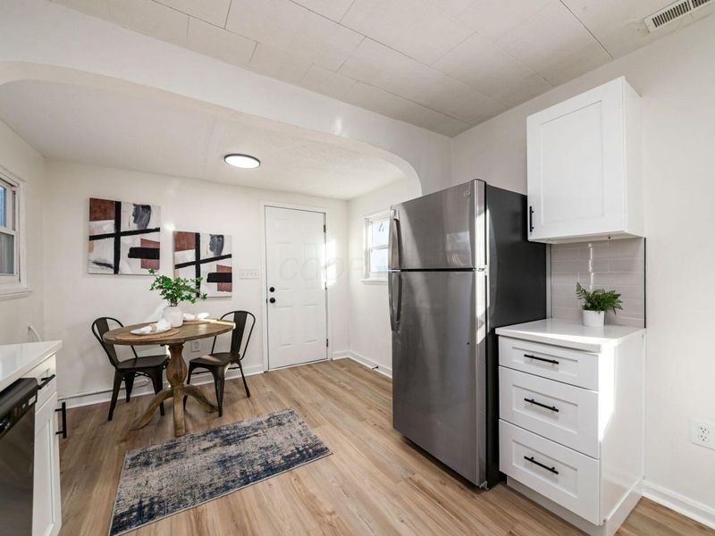 854 Brentnell Avenue , Columbus, OH 43219 Photo 13