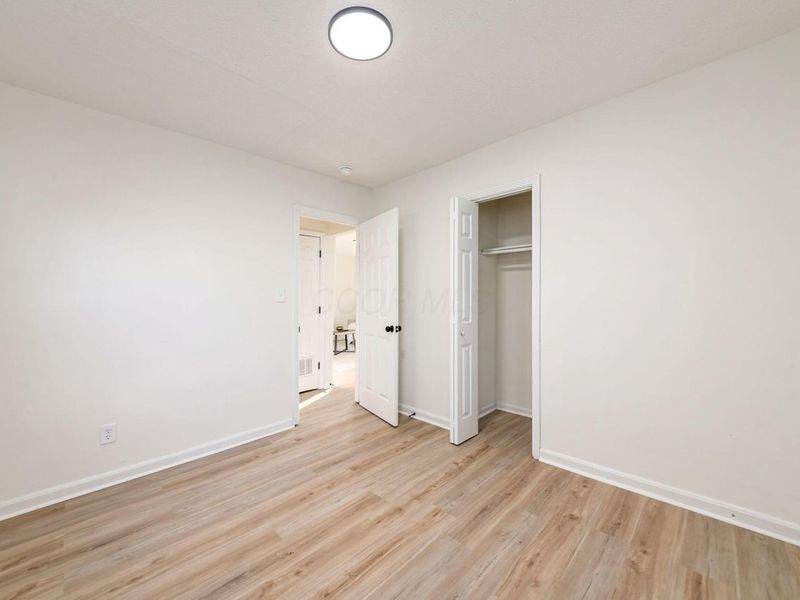 854 Brentnell Avenue , Columbus, OH 43219 Photo 21