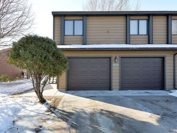 2418 24th Avenue S, Fargo, ND 58103