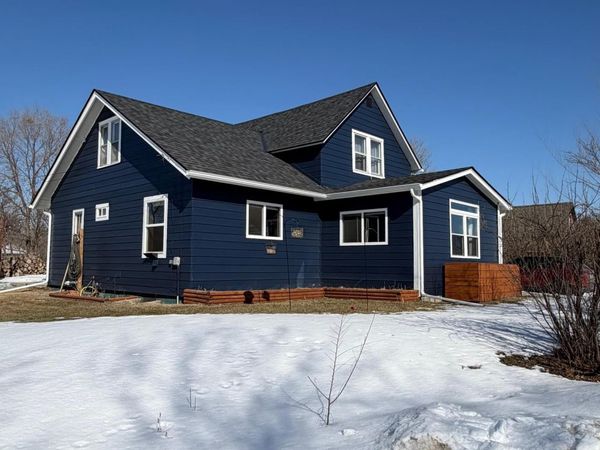 547 3rd Avenue NW, Perham, MN 56573